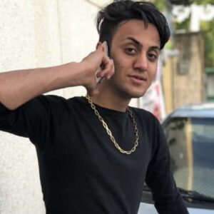 دانلود آهنگ علیرضا رحیم پور خوشتیپ مردی دا