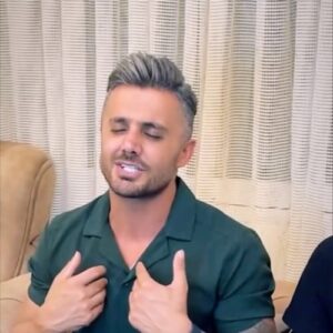 دانلود آهنگ ابی عالی گل خشبوی من تو چنه قشنگی