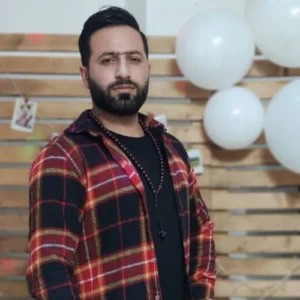 دانلود آهنگ وحید مرادی تو این شهر دل من تو حاکم تو کلانتر