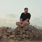 دانلود آهنگ پرهام کریمی این قصه سر دراز داینه