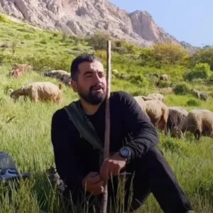 دانلود آهنگ مهدی کارگر سر کوه سیاهم جان دلبر