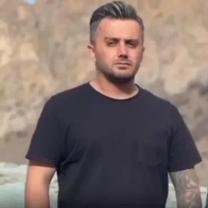 دانلود آهنگ ابی عالی جان دلبر امه عاشقی رد بویه