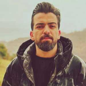 دانلود آهنگ رامین مهری دریا دل من تویی ساحل من