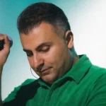 دانلود آهنگ علیرضا طلیسچی عزیزی عزیزم که چیزی یه ریزم
