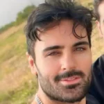 دانلود آهنگ سهراب پاکزاد کیه