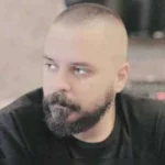 دانلود آهنگ سروش ملک پور عشق من ناز نکن
