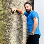 دانلود آهنگ وحید مرادی خودکشی