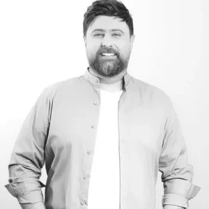 دانلود آهنگ محمد علیزاده تو حس عاشق شدنی