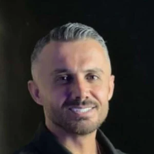 دانلود آهنگ ابی عالی خبر نارمه چند روز و چند ساعته